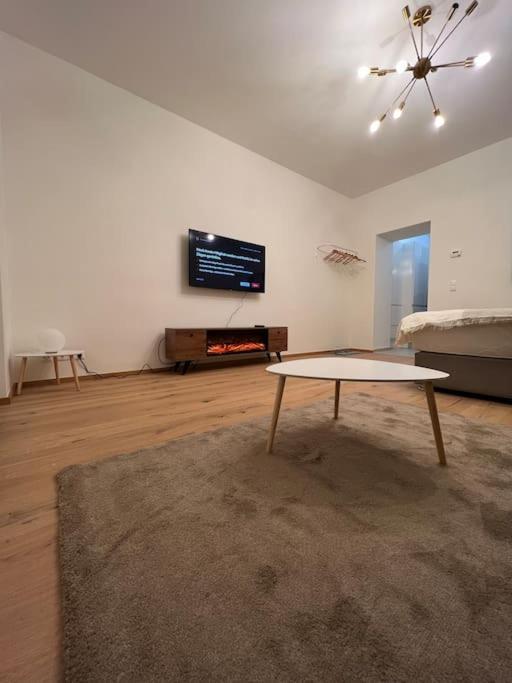 Apartment Near Hauptbahnhof - Kingsize Bed Viena Exterior foto